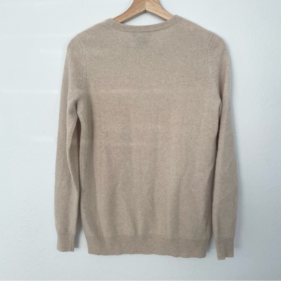 Bloomingdale’s Cashmere sweater - Picture 5 of 11